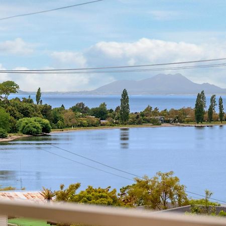I See The Lake - Omori Holiday Home Kuratau Екстер'єр фото